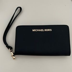 NEW - Michael Kors Wallet and Wrislet